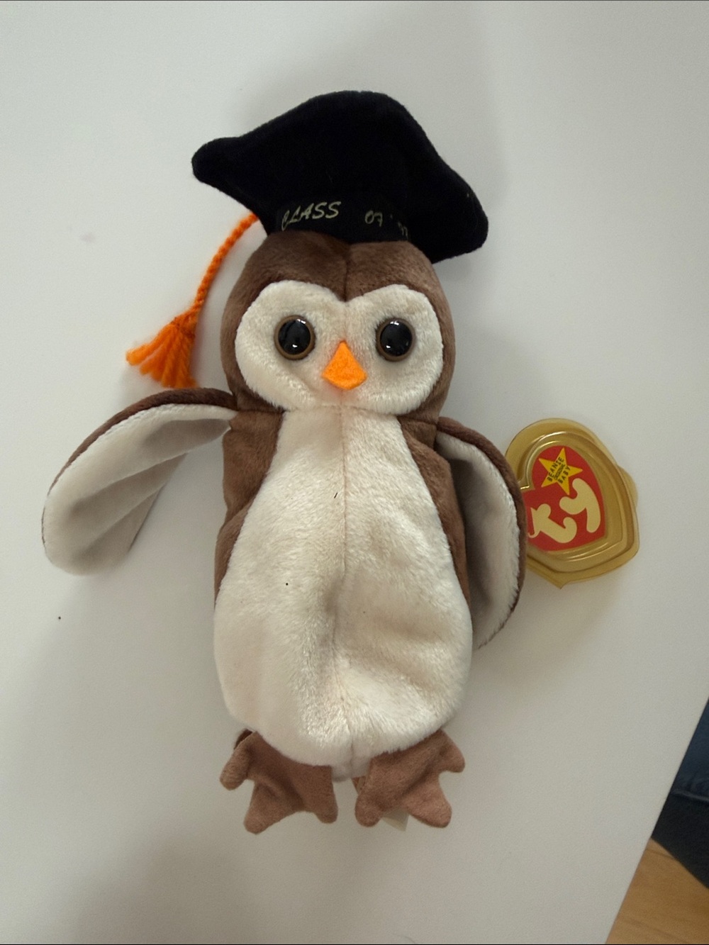 TY Plush Owl Small Pets Toy in Brown and Cream with Graduation 1998Capi